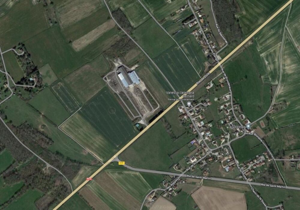   A VENDRE - Ensemble immobilier 