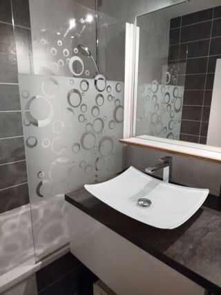  Appartement à louer 1 pièce 28 m²