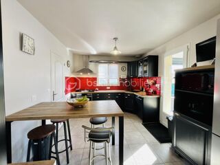  Propri�t�/ch�teau � vendre 7 pi�ces 139 m�