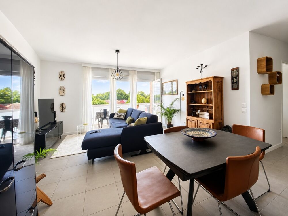 T4 de standing avec terrasse, double stationnement et prestations de qualité- ANGLET (64)