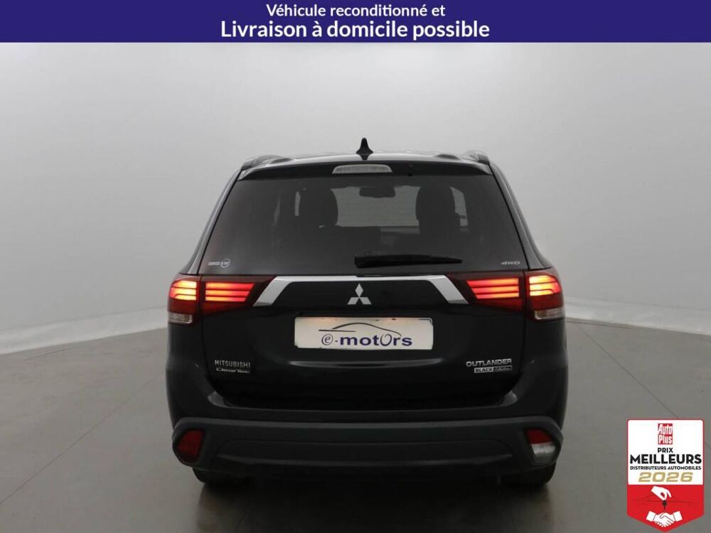 Outlander DI-D 150 4WD Black Collection +Toit 2018 occasion 10150 Lavau