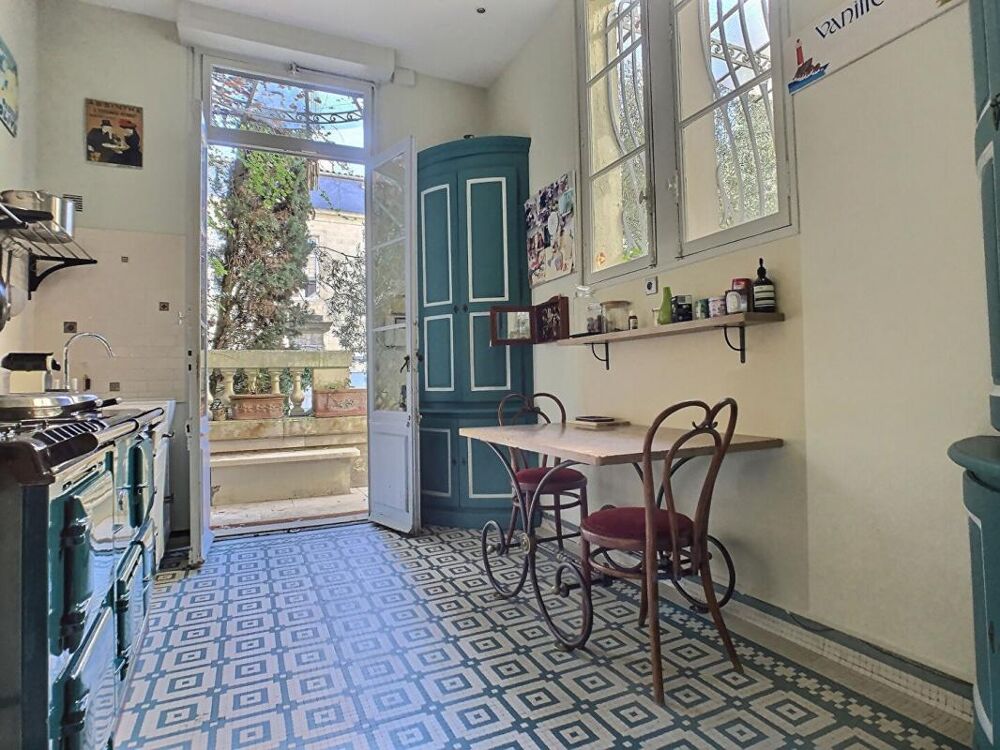 à vendre  Propriété/château Bordeaux (33000)