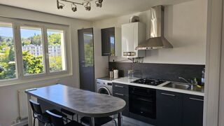  Appartement à louer 2 pièces 44 m²