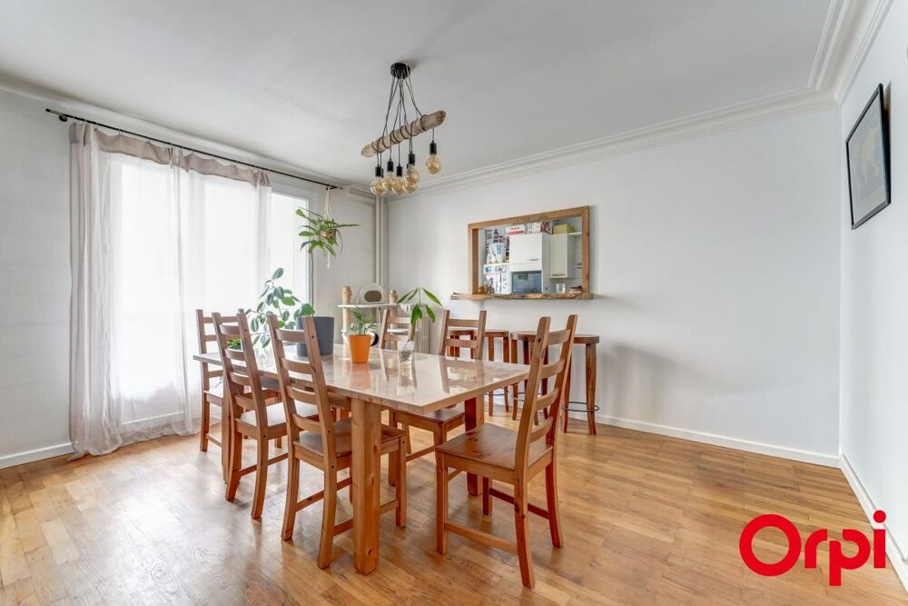 Vente Appartement Villeurbanne Gratte-Ciel – Spacieux T4 avec Balcon et DPE C Villeurbanne