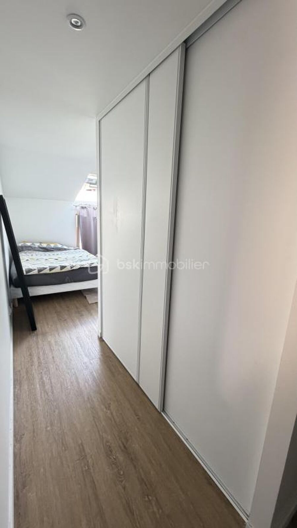 Chaleureux studio au coeur de la ville: cosy et pratique!
