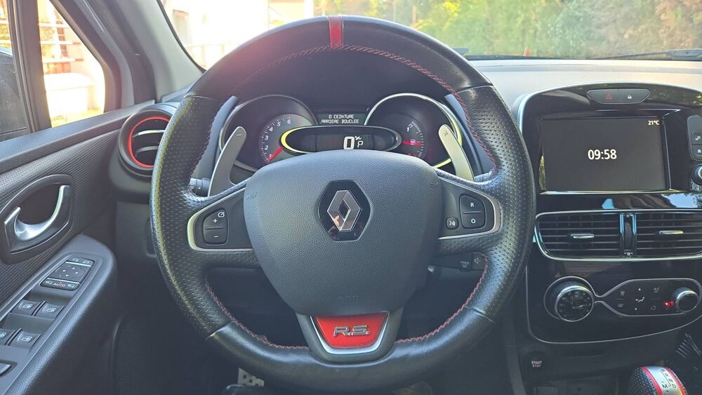 Clio 1.6 Turbo 220 EDC6 Trophy - Automatique Entretien constructe 2017 occasion 94370 Sucy En Brie