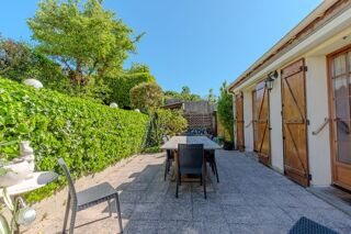 Maison à vendre 8 pièces 141 m²
