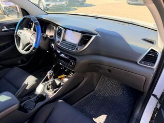 Tucson 2.0 CRDI 136 4WD Executive 2016 occasion 84700 Sorgues
