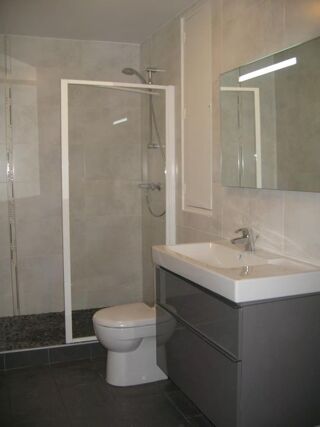  Appartement à louer 1 pièce 38 m²