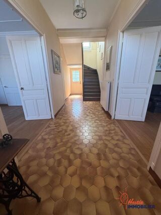  Maison à vendre 10 pièces 160 m²