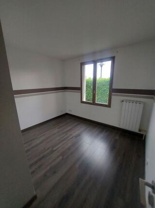  Appartement à louer 3 pièces 64 m²