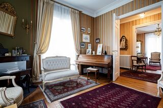  Maison � vendre 15 + pi�ces 300 m�