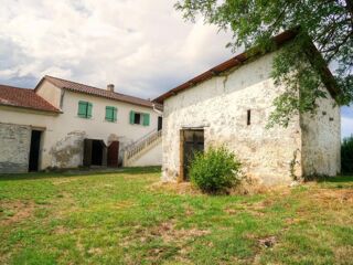  Maison à vendre 10 pièces 220 m²