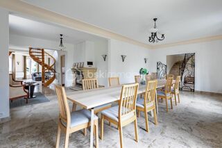  Proprit/chteau  vendre 9 pices 453 m