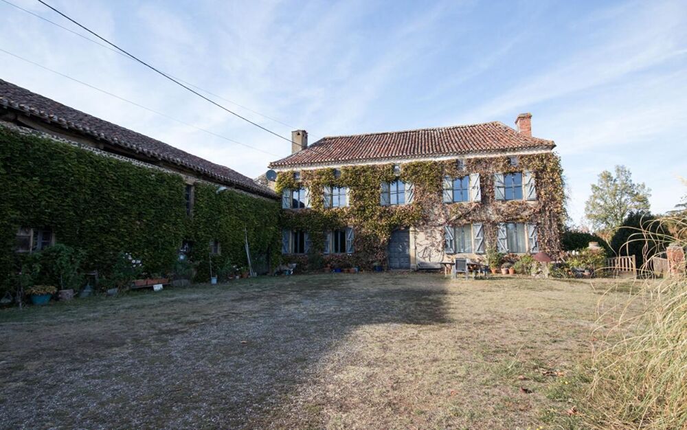 Vente Maison Maison de maître secteur Riscle 8 pièce(s) 300 m2 Riscle