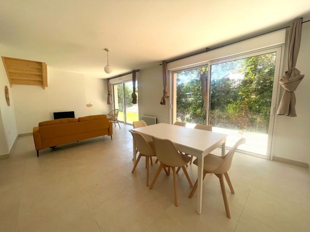 Maison T4 meublée avec jardin, terrasse et parking à UZES