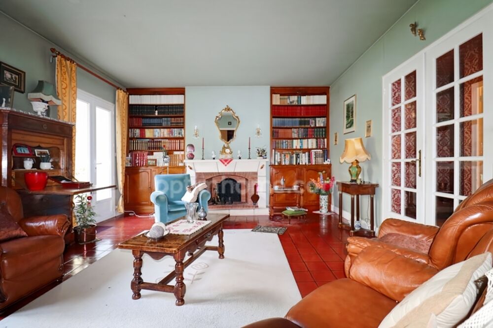 Vente Maison Maison Familiale Plain Pieds élevée sur sous-sol de 230 m² - 10 pièces -5 Chambres - Terrain 4000 m² environ 87190 MAGNAC LAVAL Magnac laval