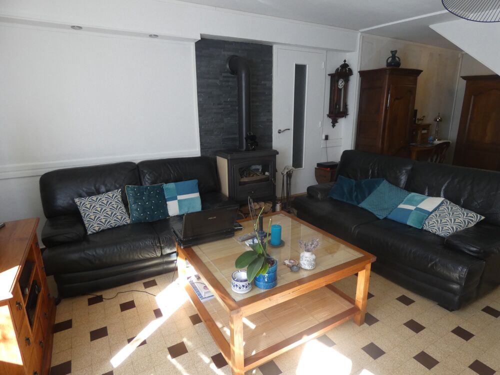 Vente Maison Maison à vendre 4 pièces proche de FALAISE (14) maison 98 m² habitables sur 594 m² de terrain Falaise