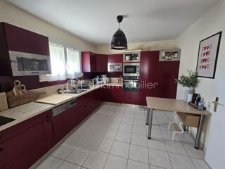  Propri�t�/ch�teau � vendre 5 pi�ces 135 m�