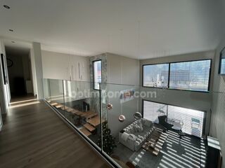  Maison  vendre 6 pices 225 m