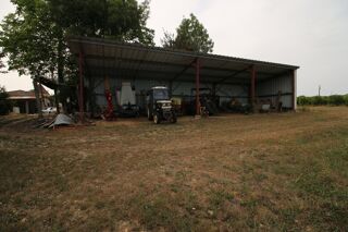  Propriété/château à vendre 7 pièces 150 m²