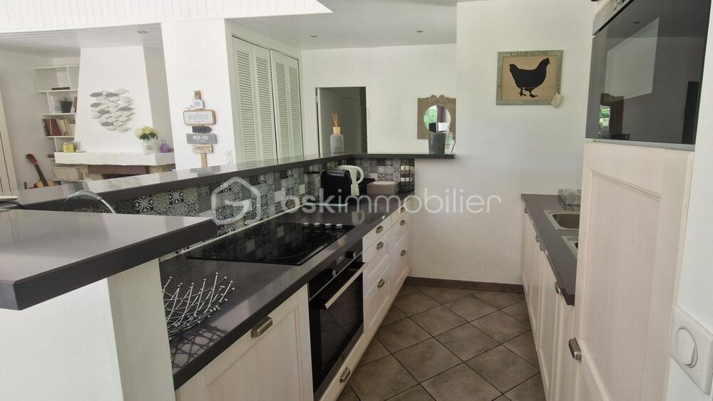 � vendre  Propri�t�/ch�teau Savigny-sur-Clairis (89150)