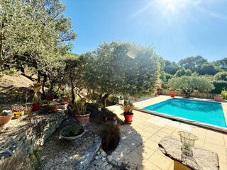  Villa à vendre 6 pièces 150 m²