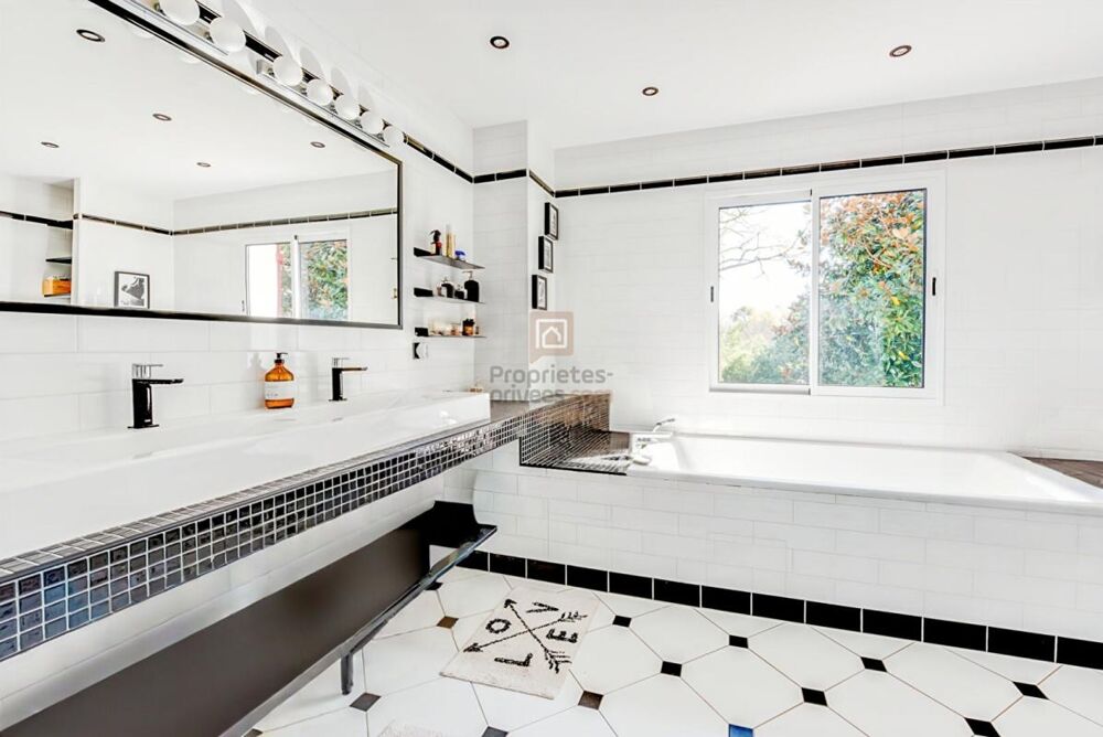 à vendre  Propriété/château Arcangues (64200)