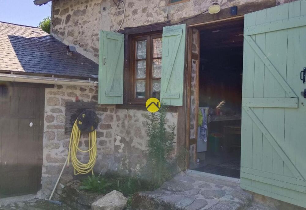 Maison 3 pièces 80 m² · à Bonnat · 80 m² · 70 000 €