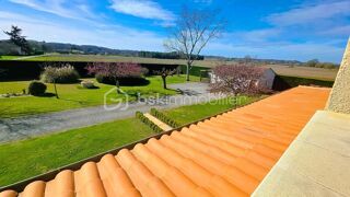  Villa � vendre 9 pi�ces 205 m�