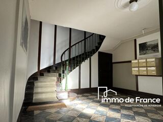  Immeuble à vendre 10 pièces 213 m²