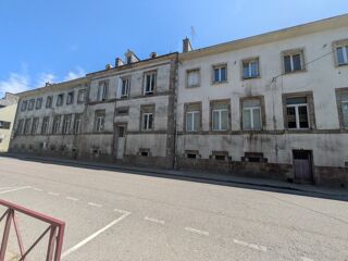  Immeuble à vendre 15 + pièces 600 m²
