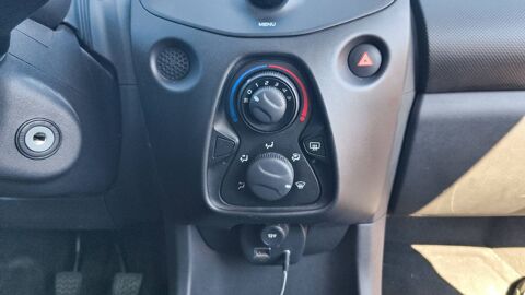 C1 II 1.0 VTi 68 Live 2014 occasion 29290 Saint Renan