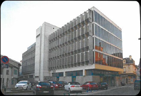   Bureaux de 2280 m  vendre ou  louer - Centre-ville d'Agen 