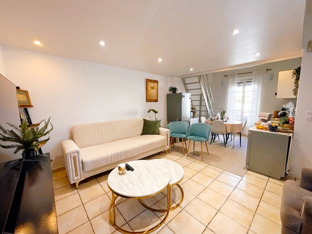 EXCLUSIVITÉ  Maison pleine de charme, emplacement idéal !