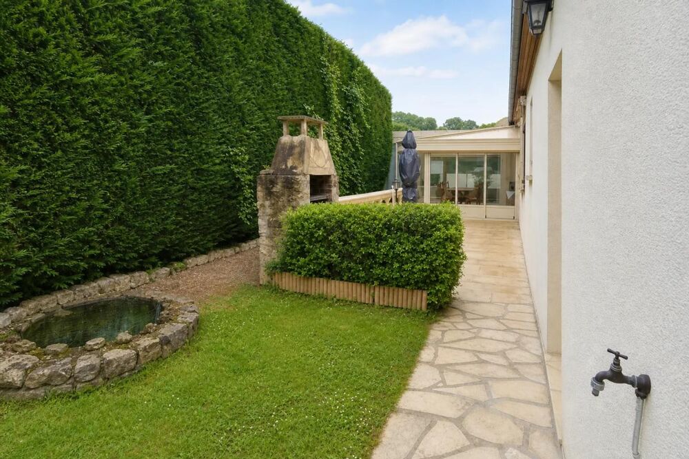 Maison 5 pièces 156 m² · à Moree · 156 m² · 215 000 €