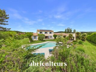  Maison à vendre 8 pièces 233 m²