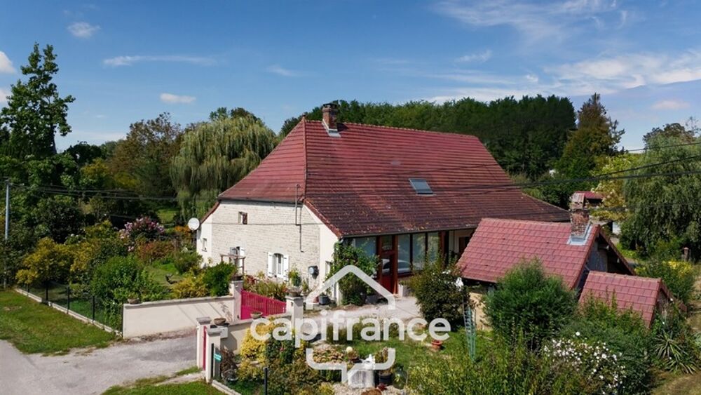 Maison à vendre 6 pièces proche de SAINT GERMAIN DU BOIS(71)