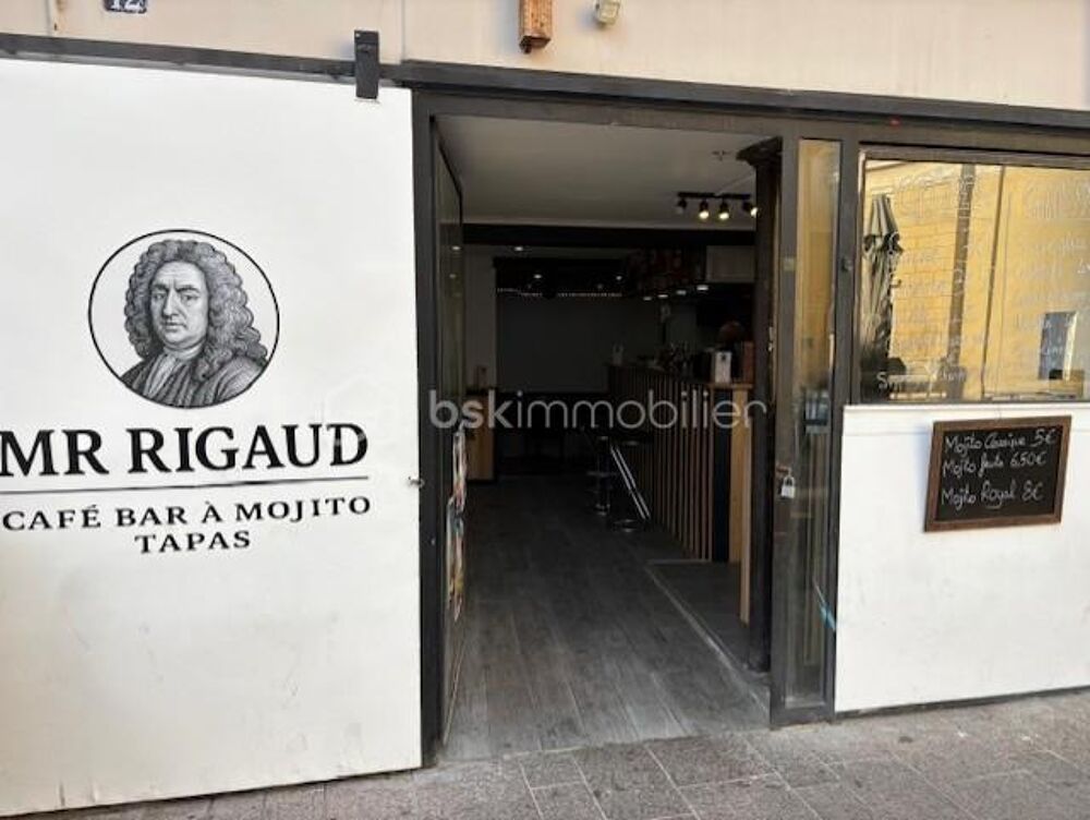   Bar 57 m2 avec terrasse 