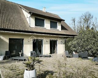  Maison � vendre 8 pi�ces 270 m�