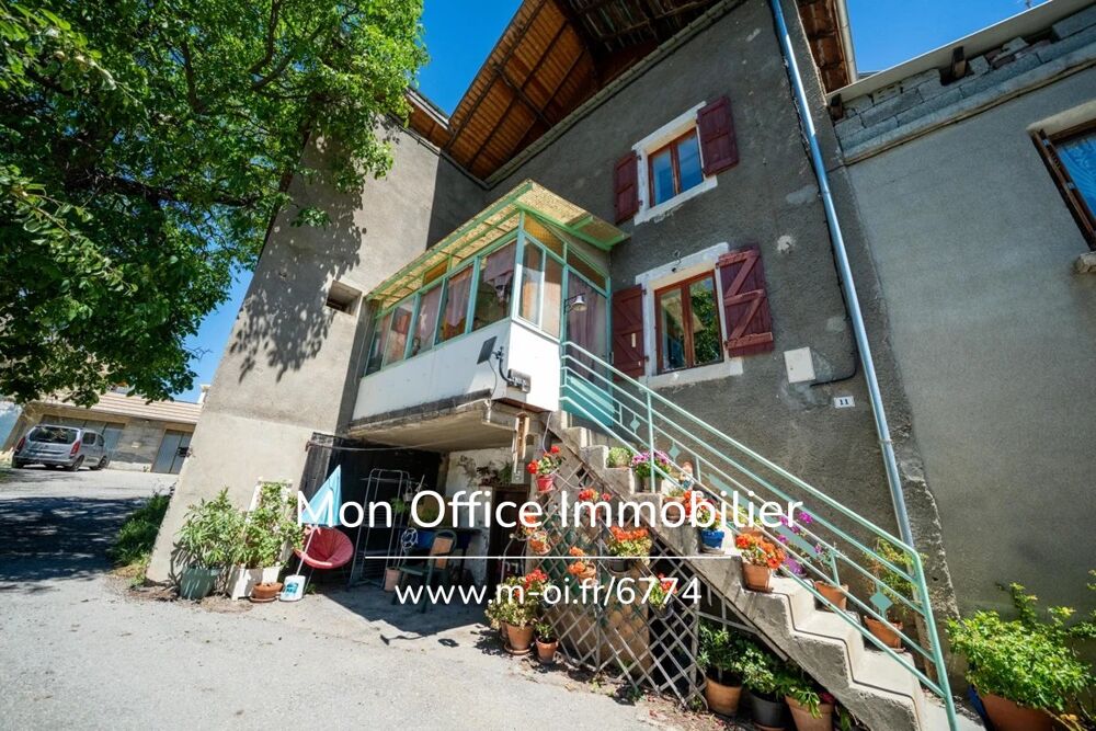 Vente Maison Référence : 6774-MTE - Bâtisse à rénover 150m² - orientée sud- vue Lac Saint andre d embrun