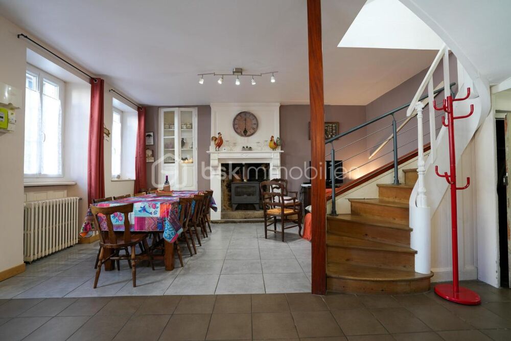 Vente Maison Charmante maison en pierre 4 chambres au coeur de Saint-Pierre-Église Saint pierre eglise