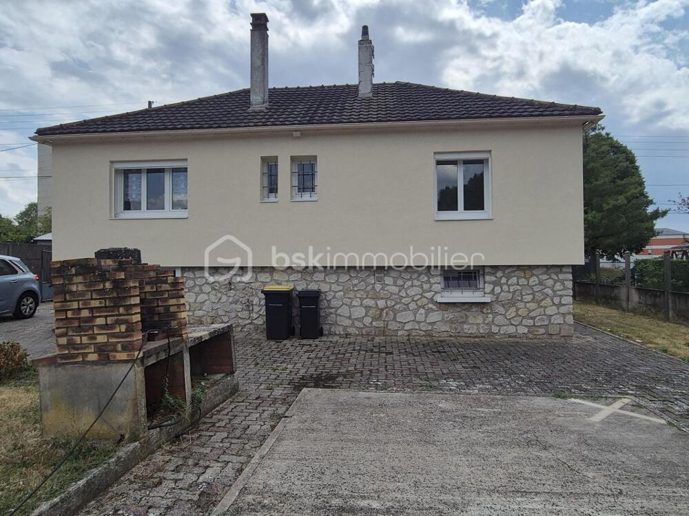 Vente Maison Maison 65 m2 avec terrain et piscine Gien Gien