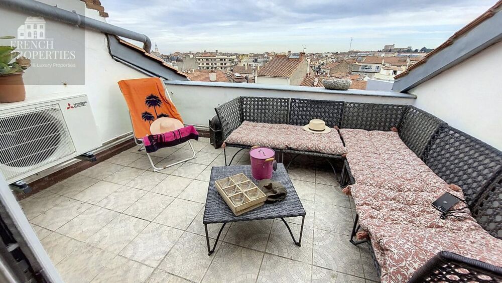 Appartement duplex style haussmannien T5 de 137.05M2 + 2 caves et terrasse et balcons- Bld Clémenceau 5 pièce(s) 135.79 m2