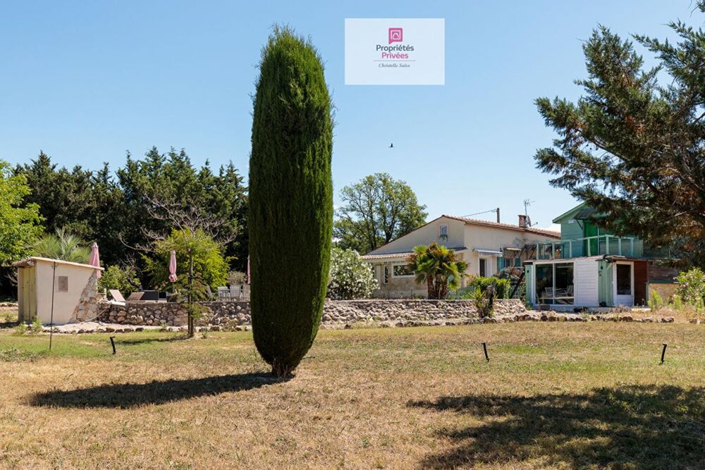 Vente Maison propriété de 7 pièces avec un chalet de 42 M2 avec piscine-lagon sur Tourrettes Tourrettes