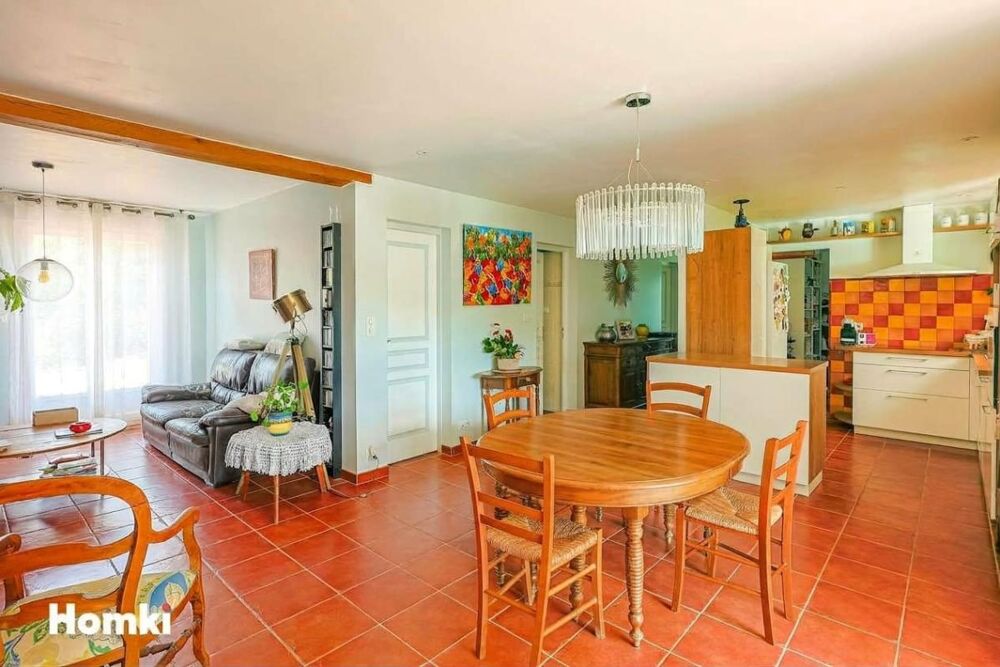 Vente Maison Maison atypique à l'esprit loft – Piscine, grand terrain et dépendances – Montauban Montauban