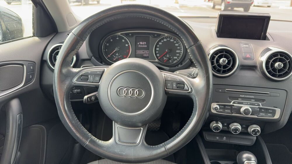 A1 1.0 TFSI 95 S-Tronic 7 S line 2018 occasion 06210 Mandelieu La Napoule