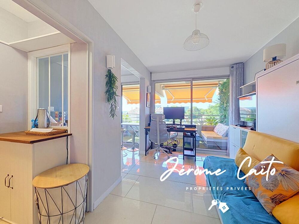 Appartement Nimes 1 pièce(s) 23m2 - Terrasse