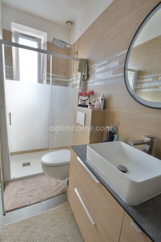  Maison � vendre 10 pi�ces 250 m�