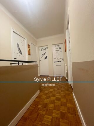  Maison à vendre 8 pièces 145 m²